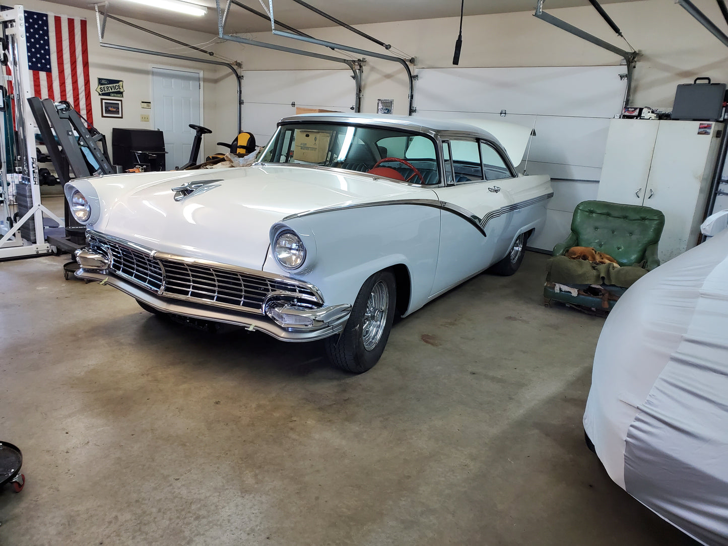 1956 Ford Victoria