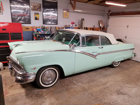1956 Ford Fairlane - Sunliner